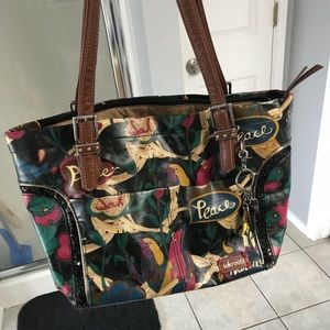 Sak Roots purse.